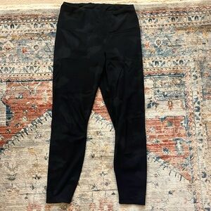 90 degree camo pattern athletic leggings
